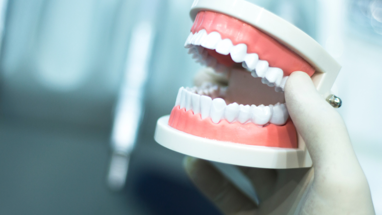 5 Best Swollen Gum Medicines for Fast Pain Relief | 2026 Guide